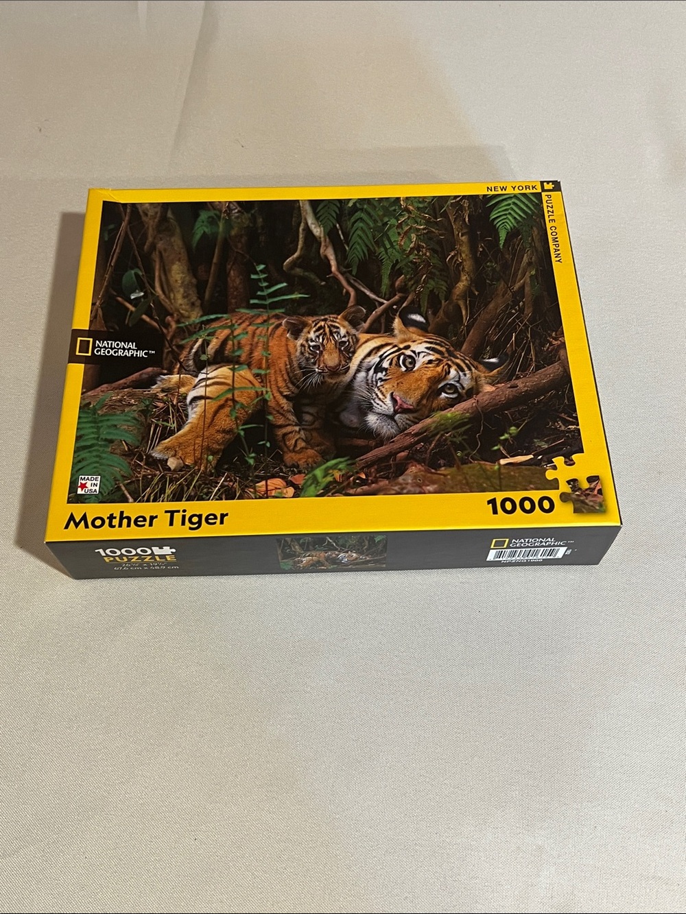 National Geographic Mother Tiger Puzzle - Yellow/Orange/Black